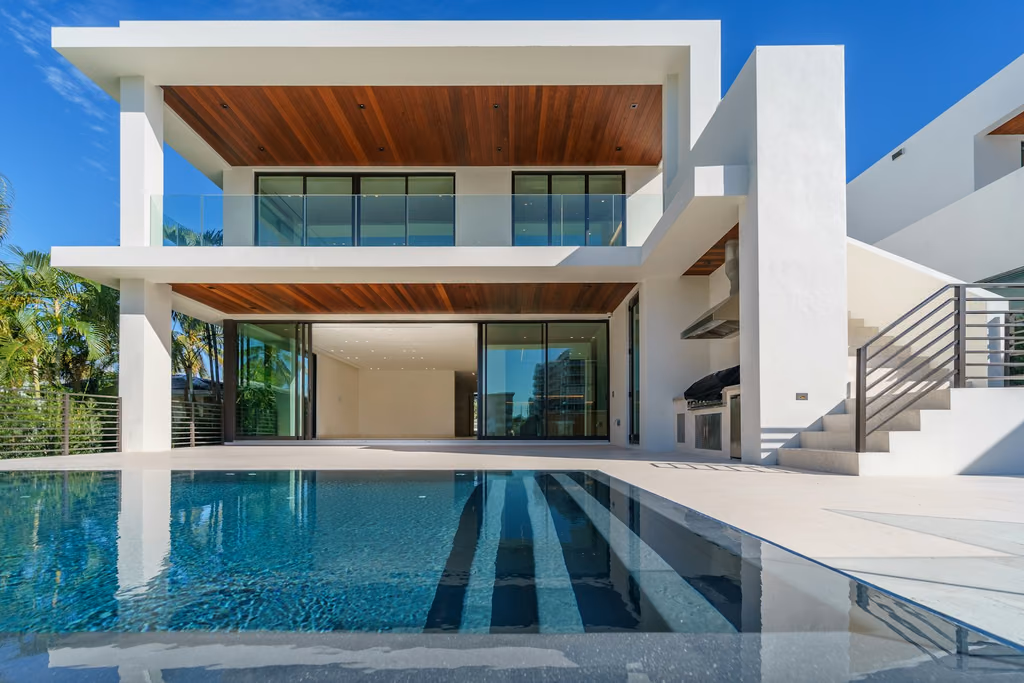 Villa con piscina a pasos de la playa de Boca Chica